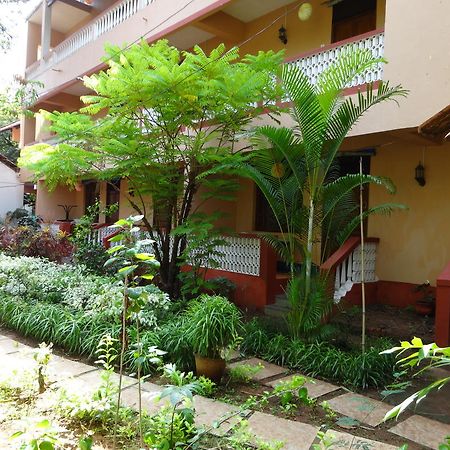 Pinto Guest House Candolim Exterior foto